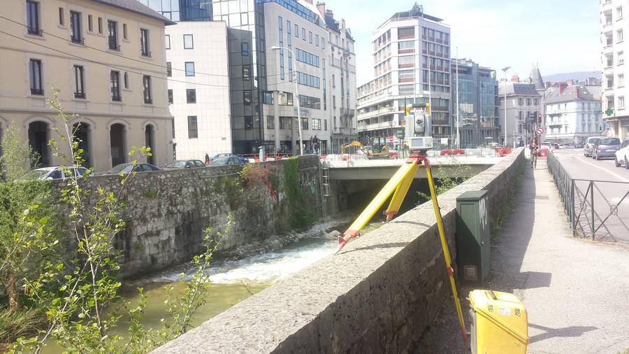 Relevé topo sous les parkings de la Leysse à Chambéry